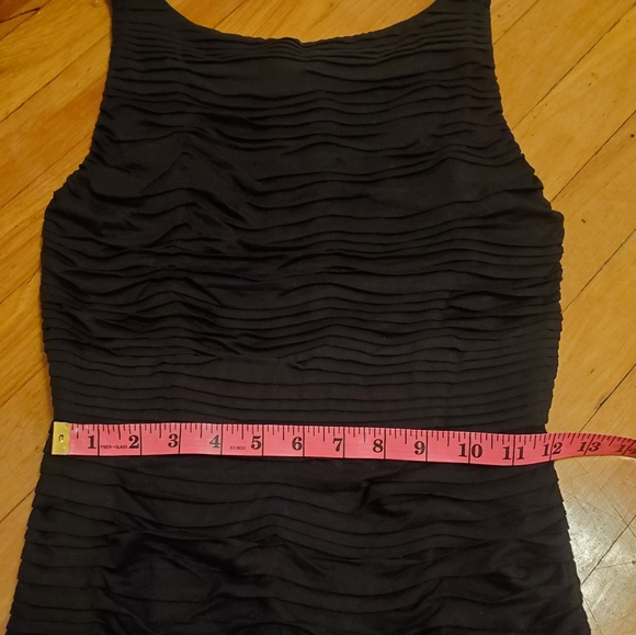 Alice + Olivia Black Sleeveless Dress - Picture 10 of 12